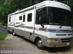 Used 2000 Winnebago Chieftain 35U available in Fairhope, Alabama