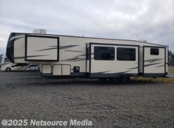 New 2020 Forest River Salem Hemisphere GLX 356QB available in Puyallup, Washington