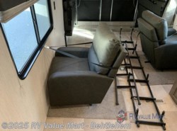 New 2020 Palomino Puma XLE Lite 27QBC available in Bath, Pennsylvania