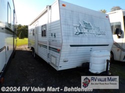 Used 2002 Fleetwood Wilderness 25Z available in Bath, Pennsylvania