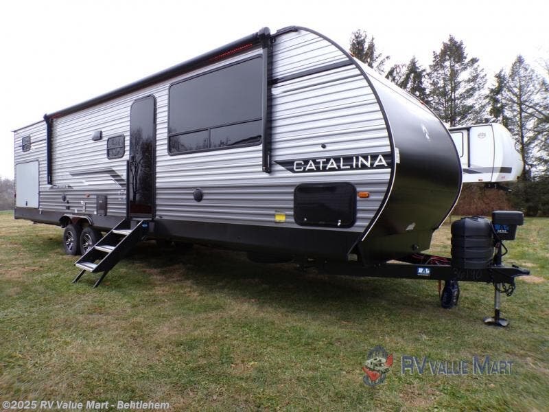 New 2026 Coachmen Catalina Legacy Edition 343BHTS available in Bath, Pennsylvania