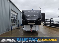 Used 2021 Keystone Avalanche 395BH available in Eureka, Missouri