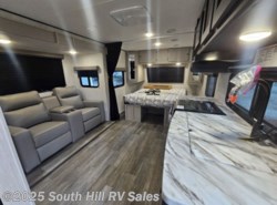 New 2025 Coachmen Apex Ultra-Lite 188RBST available in Yelm, Washington