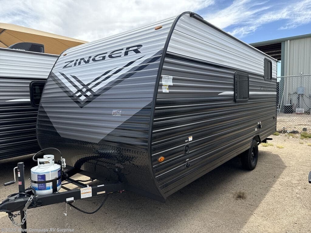 New 2026 CrossRoads Zinger Lite 18BH available in Surprise, Arizona