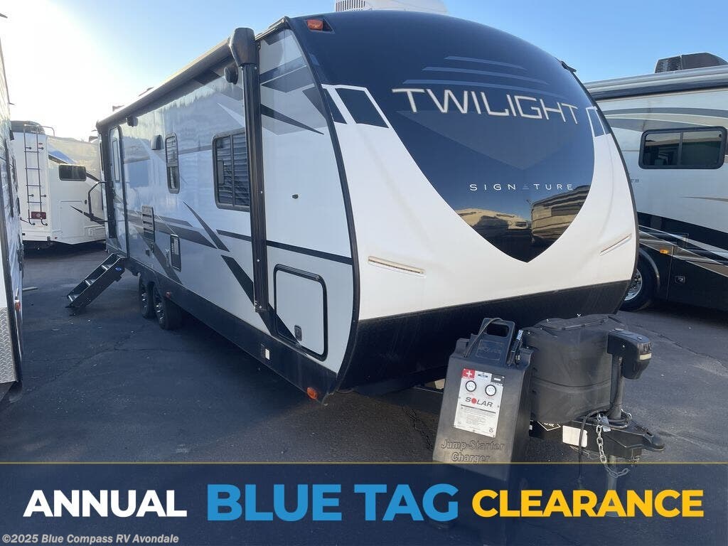 Used 2021 Cruiser RV Twilight Signature TWS 2620 available in Avondale, Arizona
