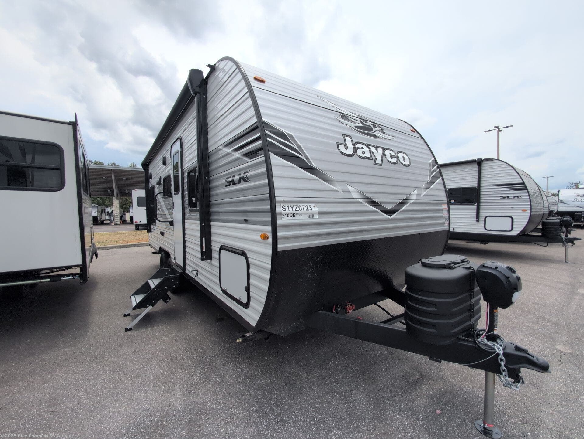 New 2025 Jayco Jay Flight SLX 210QB available in Dover, Florida