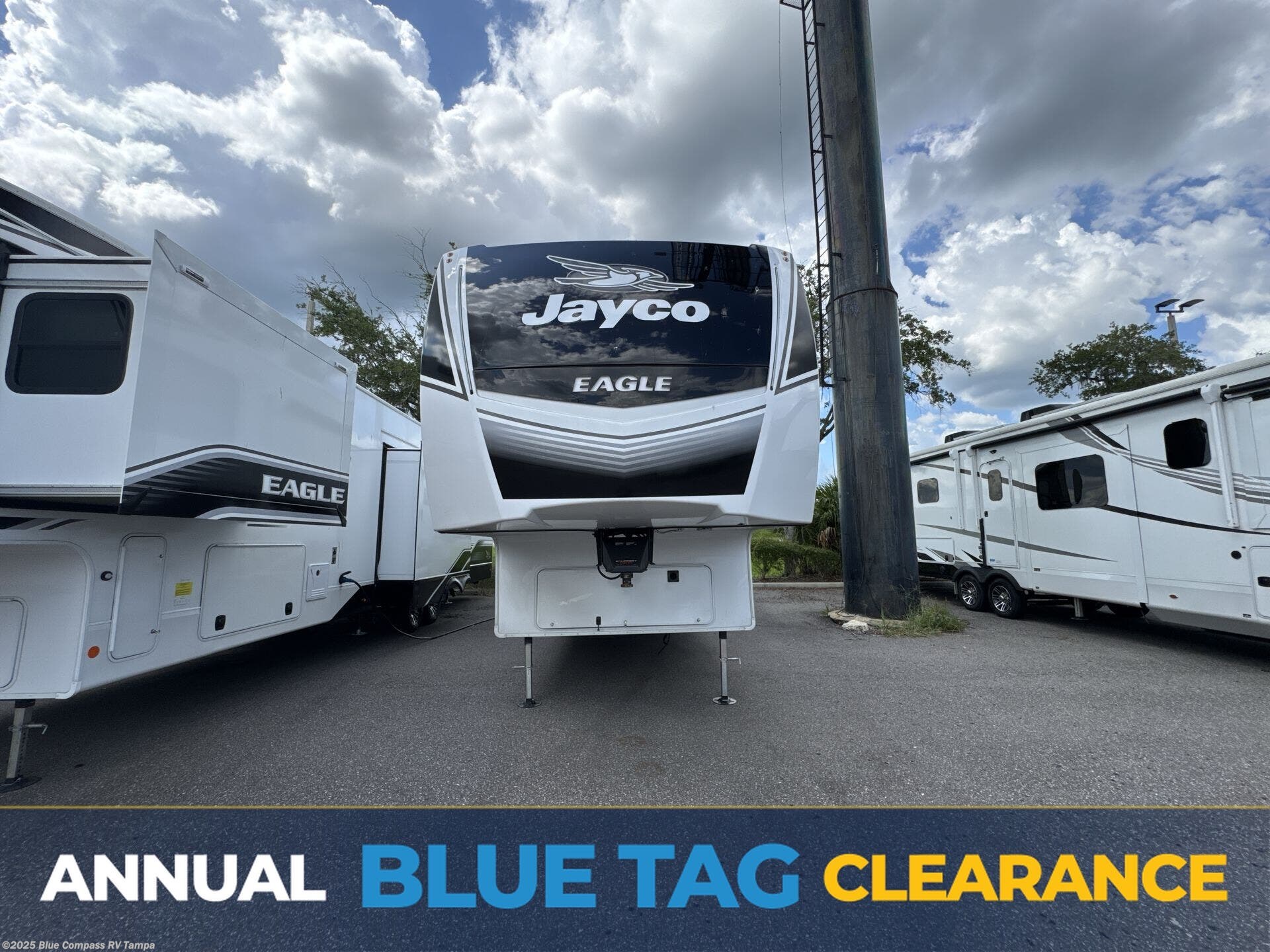 New 2025 Jayco Eagle HT 29DDB available in Dover, Florida