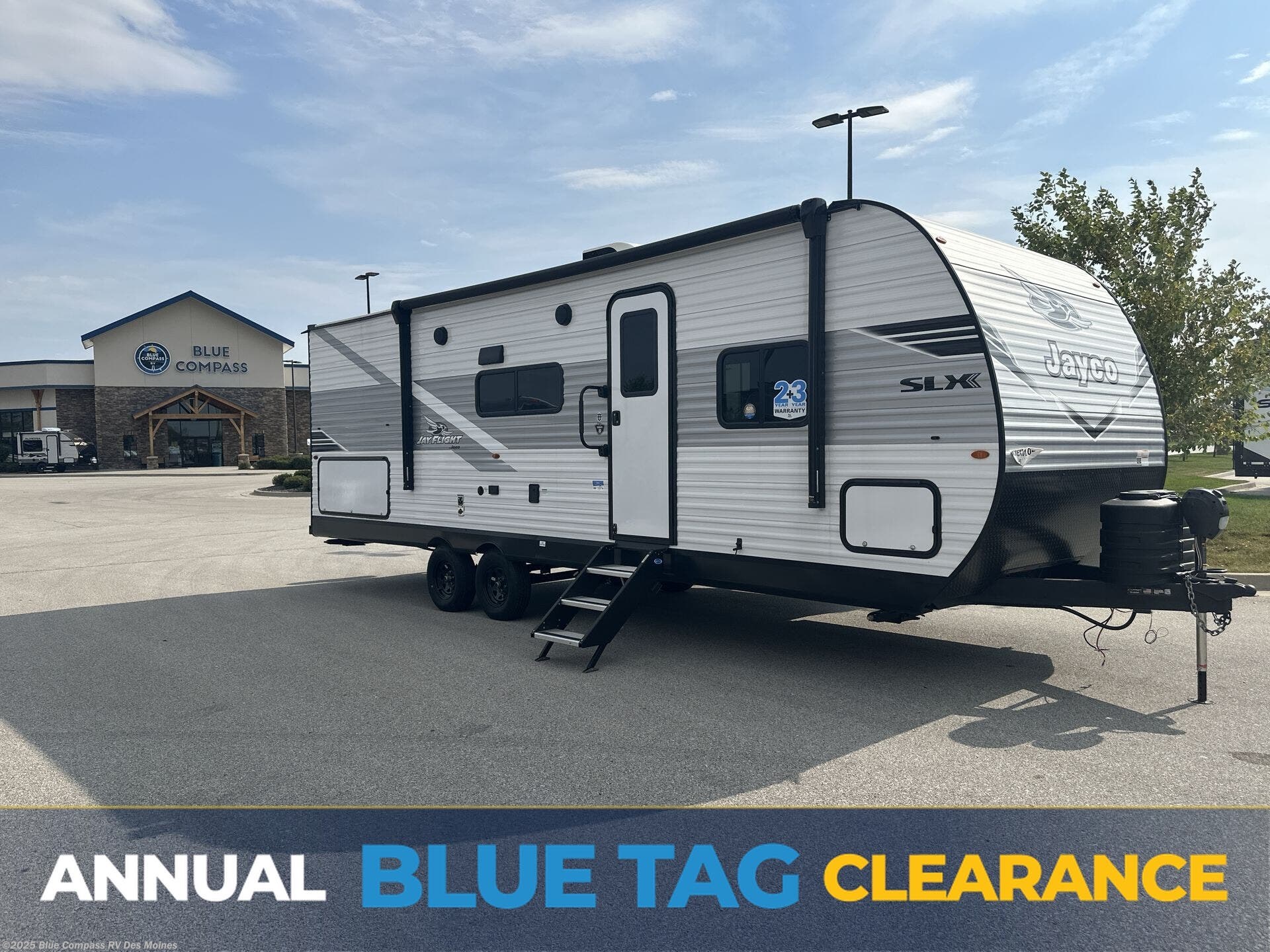 New 2026 Jayco Jay Flight SLX 261BHS available in Altoona, Iowa