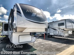 New 2021 Skyline Alliance Paradigm 372RK available in Sarasota, Florida