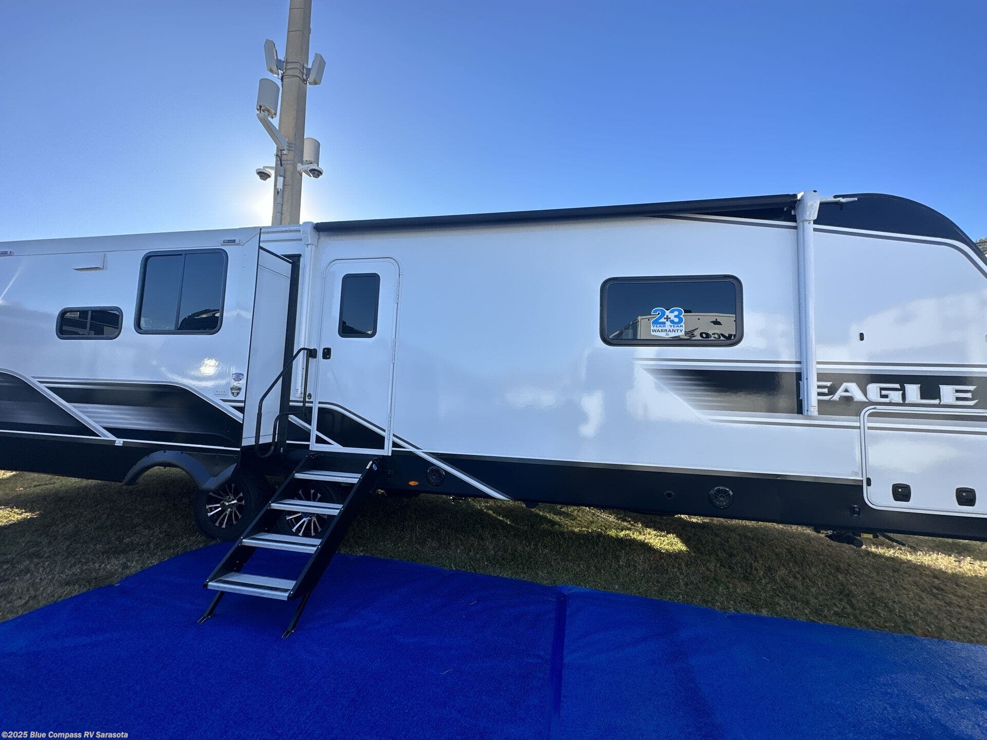 New 2026 Jayco Eagle HT 320MKTS available in Sarasota, Florida