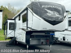 New 2025 Jayco Pinnacle 38KPTS available in Latham, New York