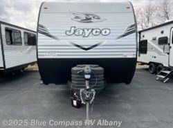 New 2025 Jayco Jay Flight SLX 261BHS available in Latham, New York