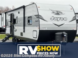 New 2025 Jayco Jay Flight SLX 263BHS available in Latham, New York