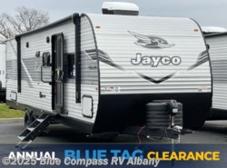 New 2025 Jayco Jay Flight SLX 294QBS available in Latham, New York