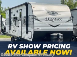 New 2025 Jayco Jay Flight SLX 261BHS available in Latham, New York