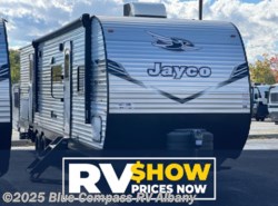 New 2026 Jayco Jay Flight SLX 321BDS available in Latham, New York