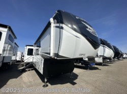 New 2025 Jayco Pinnacle 38FBRK available in West Seneca, New York