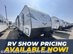 New 2025 Jayco Jay Flight SLX 330TBS available in West Seneca, New York