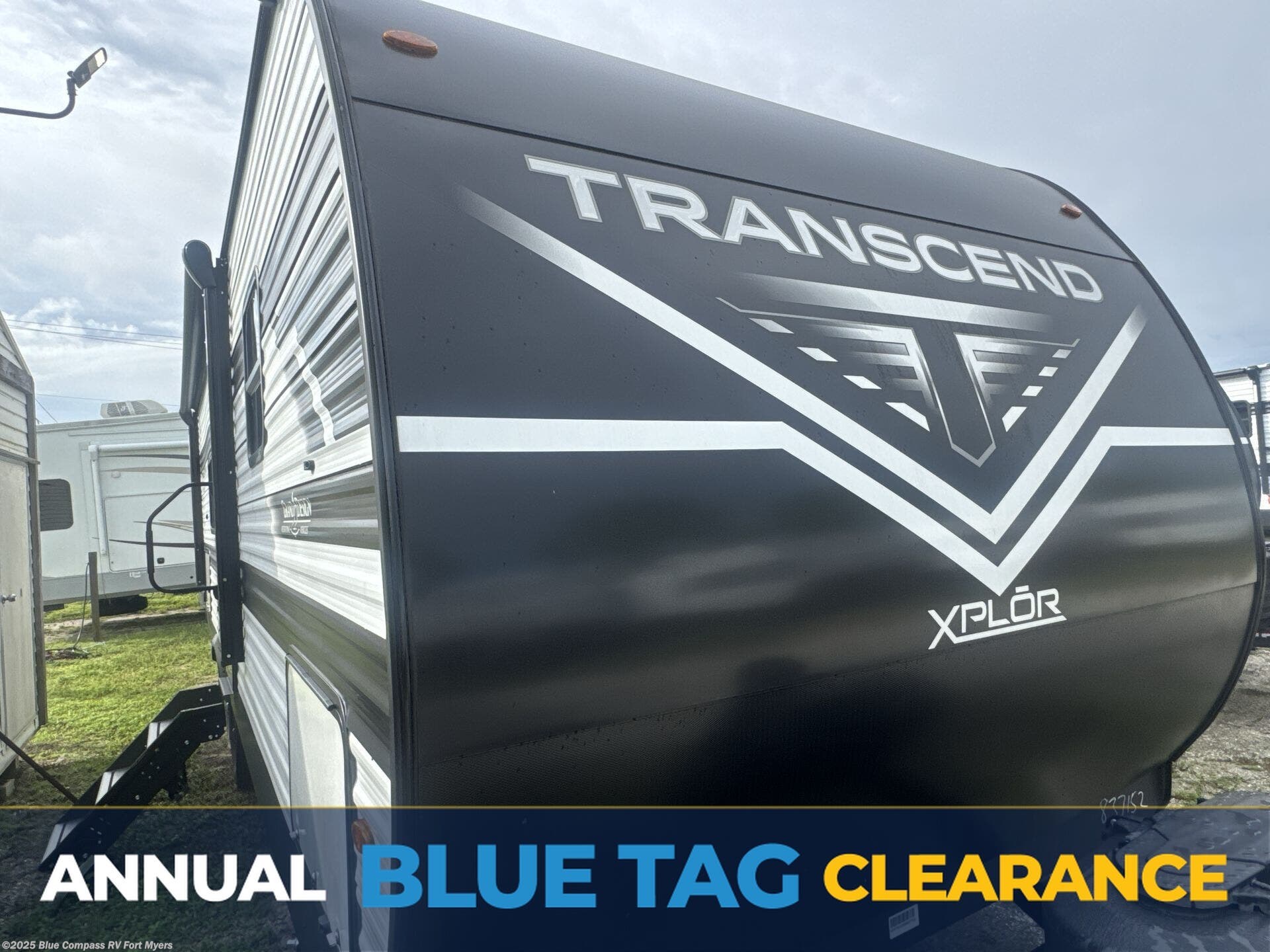 New 2025 Grand Design Transcend Xplor 26BHX available in Fort Myers, Florida