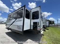 New 2025 Jayco Jay Feather 27MK available in Fort Myers, Florida