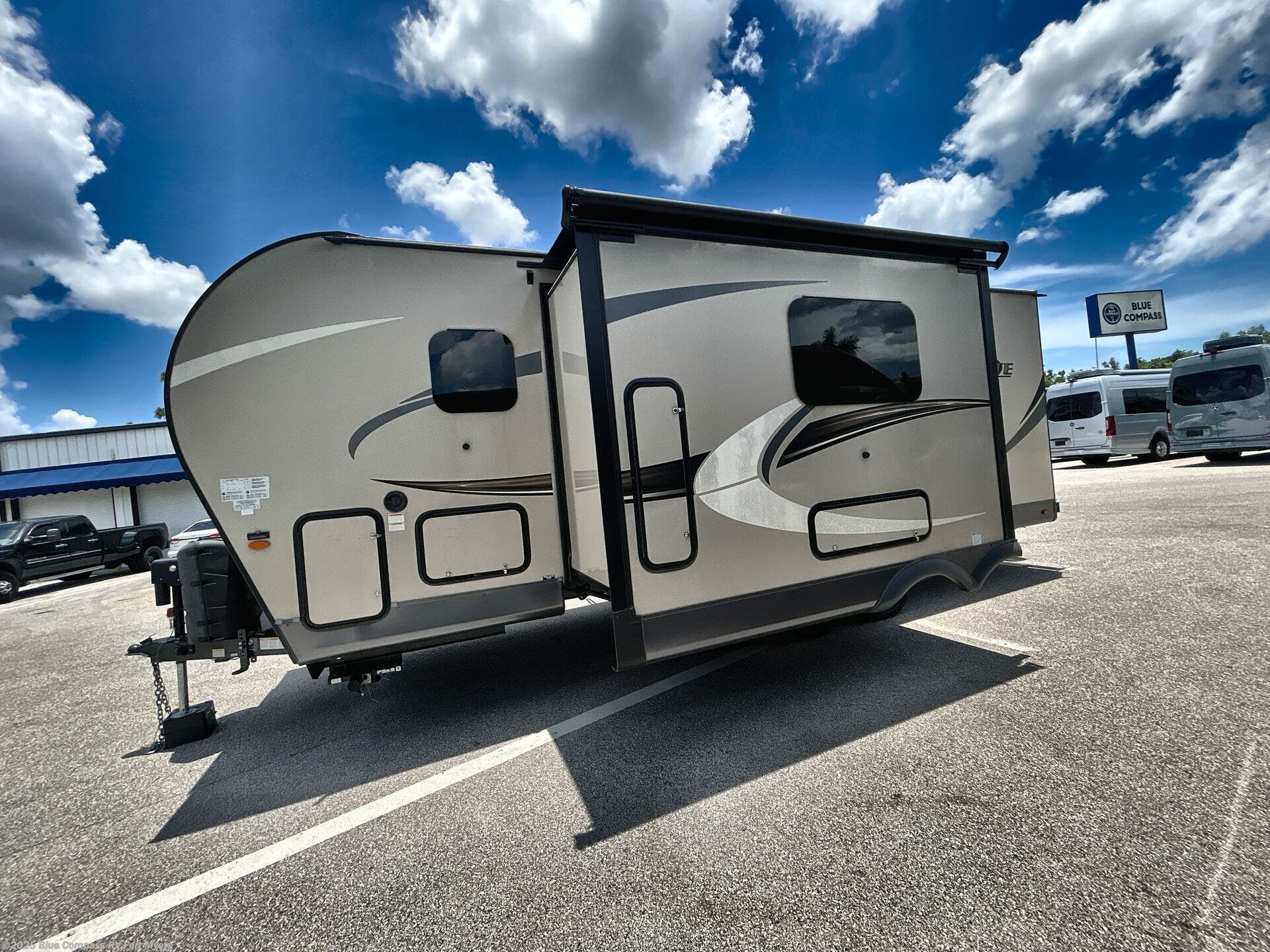 Used 2020 Forest River Rockwood Mini Lite 2507S available in Fort Myers, Florida