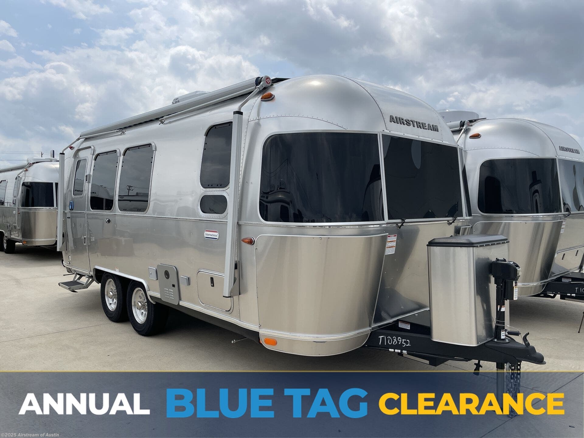New 2025 Airstream International 23FB available in Buda, Texas
