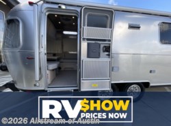 New 2026 Airstream Globetrotter 25FB Twin available in Buda, Texas