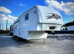 Used 2008 Keystone Montana 2955RL available in Bushnell, Florida