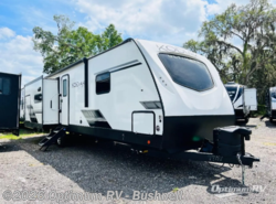 Used 2022 Dutchmen Kodiak Ultimate 3221RLSL available in Bushnell, Florida