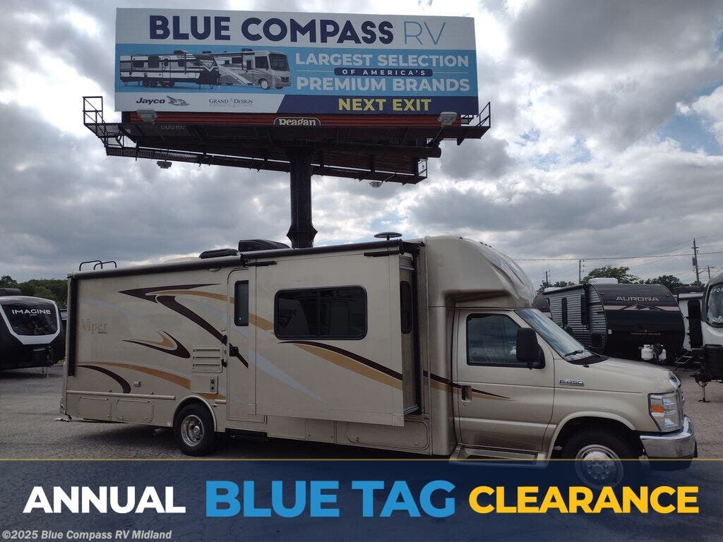 Used 2017 Nexus Viper 29v available in Midland, Michigan