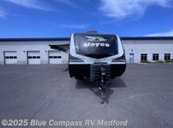 New 2025 Jayco Jay Feather 29QBH available in Medford, Oregon