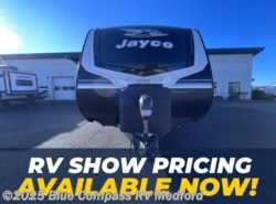 New 2025 Jayco Jay Feather 29BHB available in Medford, Oregon