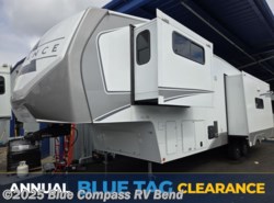 New 2026 Alliance RV Avenue 32RLS available in Bend, Oregon