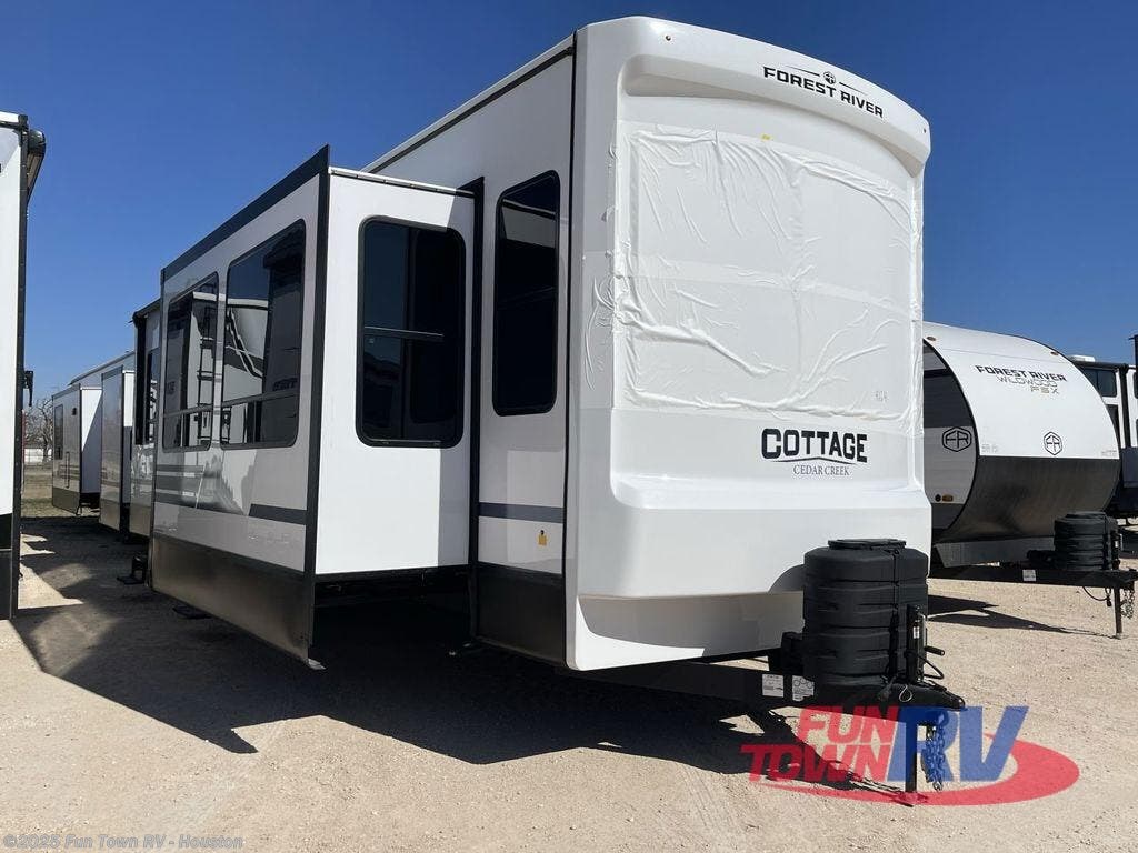 New 2025 Forest River Cedar Creek Cottage 40CCK available in Wharton, Texas