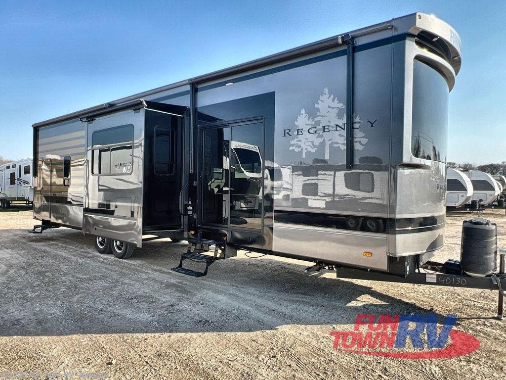 New 2025 Redwood RV Regency 3881FKL available in Wharton, Texas