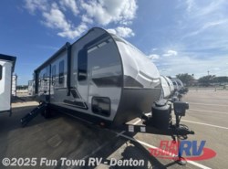 New 2025 Venture RV Stratus SR302VBH available in Denton, Texas