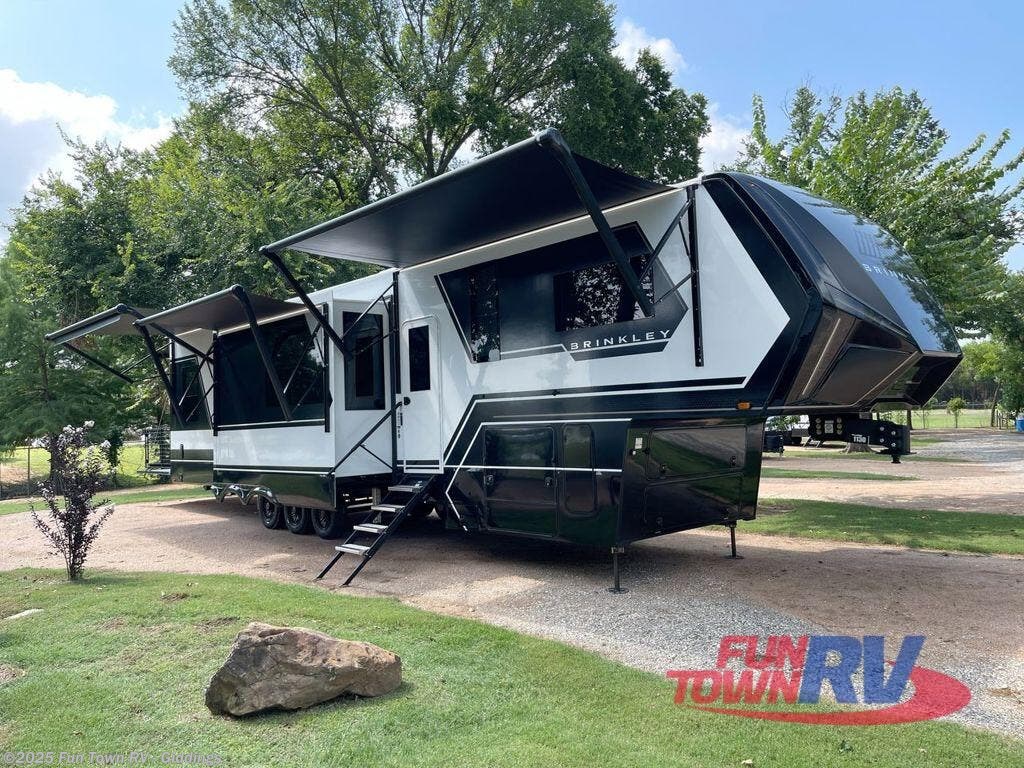 New 2025 Brinkley RV Model G 3950 available in Giddings, Texas