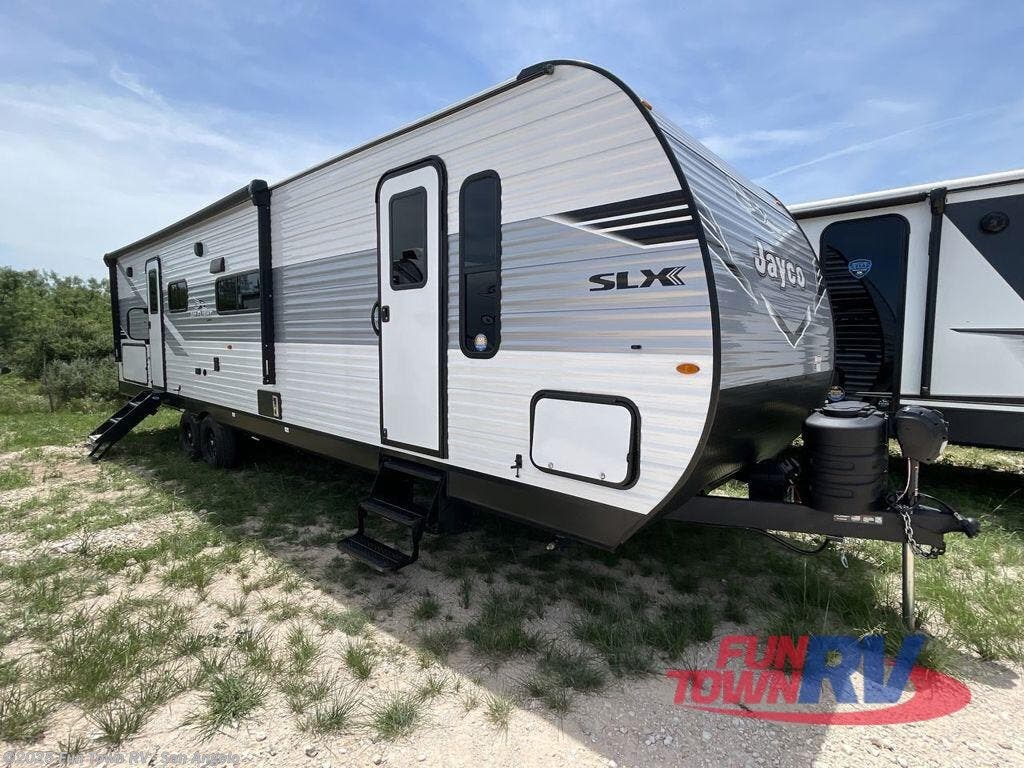 New 2026 Jayco Jay Flight SLX 330TBS available in San Angelo, Texas