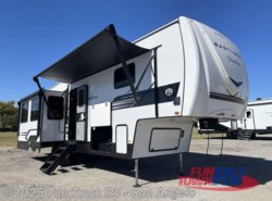 New 2026 East to West Tandara 295RL available in San Angelo, Texas