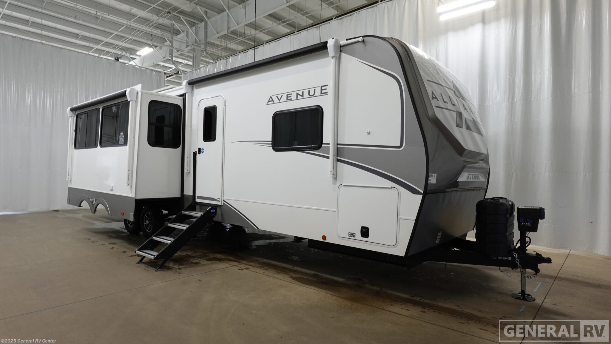 New 2026 Alliance RV Avenue 333BH available in Ocala, Florida