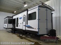 New 2024 Forest River Salem Villa Series 40RLB available in Dover, Florida