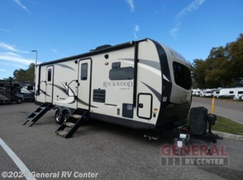 Used 2020 Forest River Rockwood Ultra Lite 2608BS available in Dover, Florida