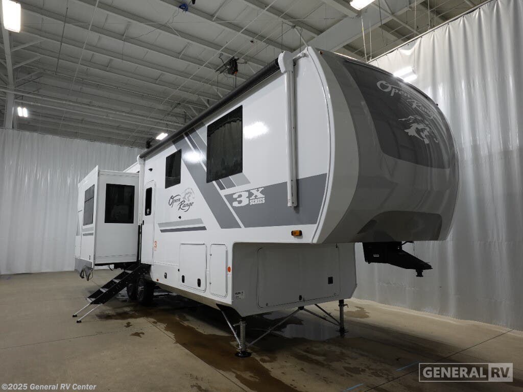 New 2025 Highland Ridge Open Range 3X287RLS available in Dover, Florida