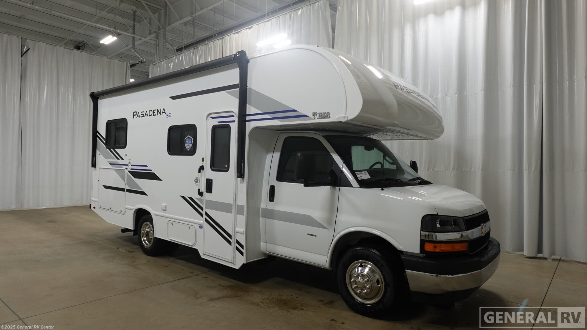 New 2026 Thor Motor Coach Pasadena SE SE21 Chevy available in Dover, Florida