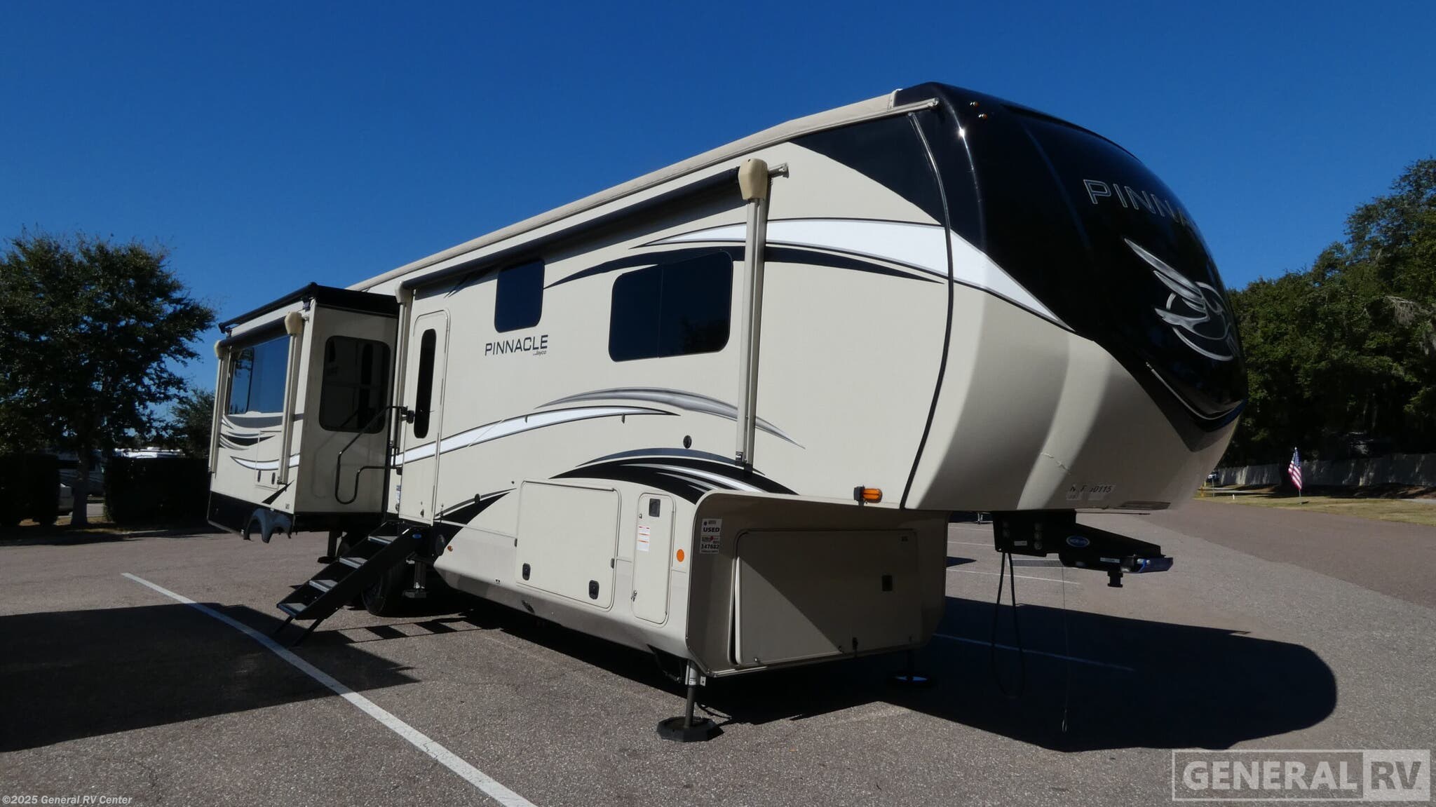 Used 2022 Jayco Pinnacle 36KPTS available in Dover, Florida