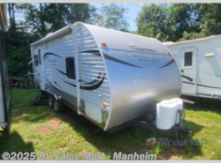Used 2014 Coachmen Catalina Santara Series 192SD available in Manheim, Pennsylvania