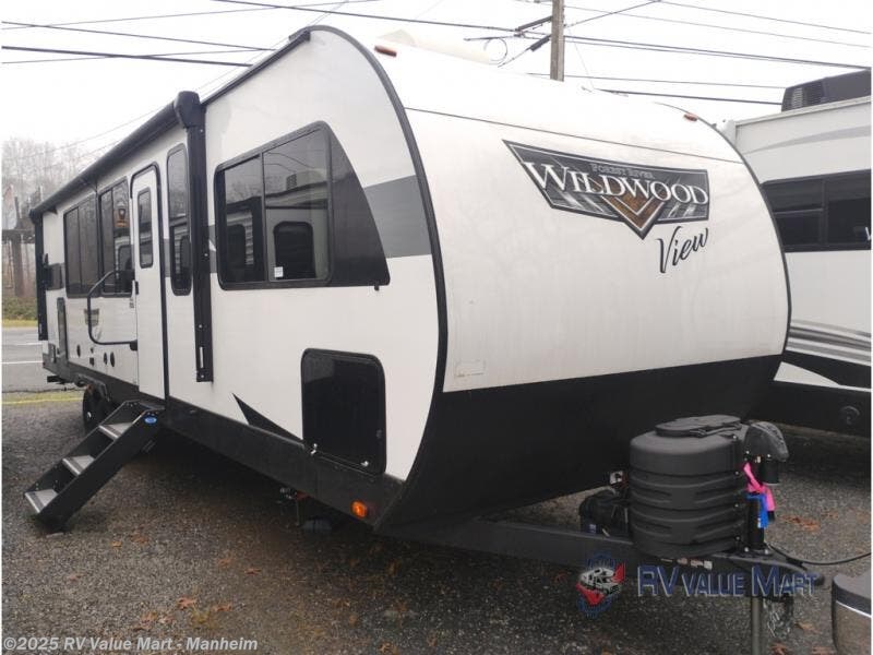 Used 2024 Forest River Wildwood 29VIEW available in Manheim, Pennsylvania