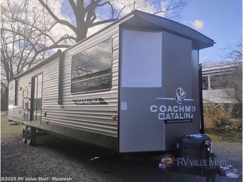 New 2026 Coachmen Catalina 40BHTS available in Manheim, Pennsylvania