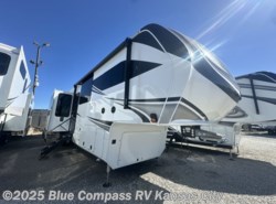 New 2025 Grand Design Solitude 376RD available in Grain Valley, Missouri