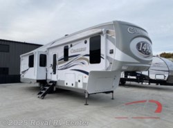 New 2021 Palomino Columbus 1492 366RL available in Middlebury, Indiana
